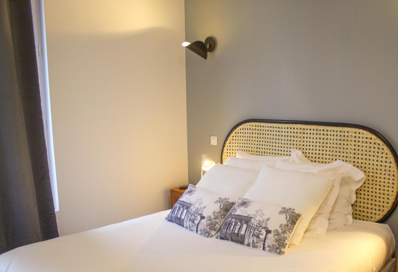 Logis Hotel & Restaurant Du Sauvage La Ferte-Gaucher Номер фото